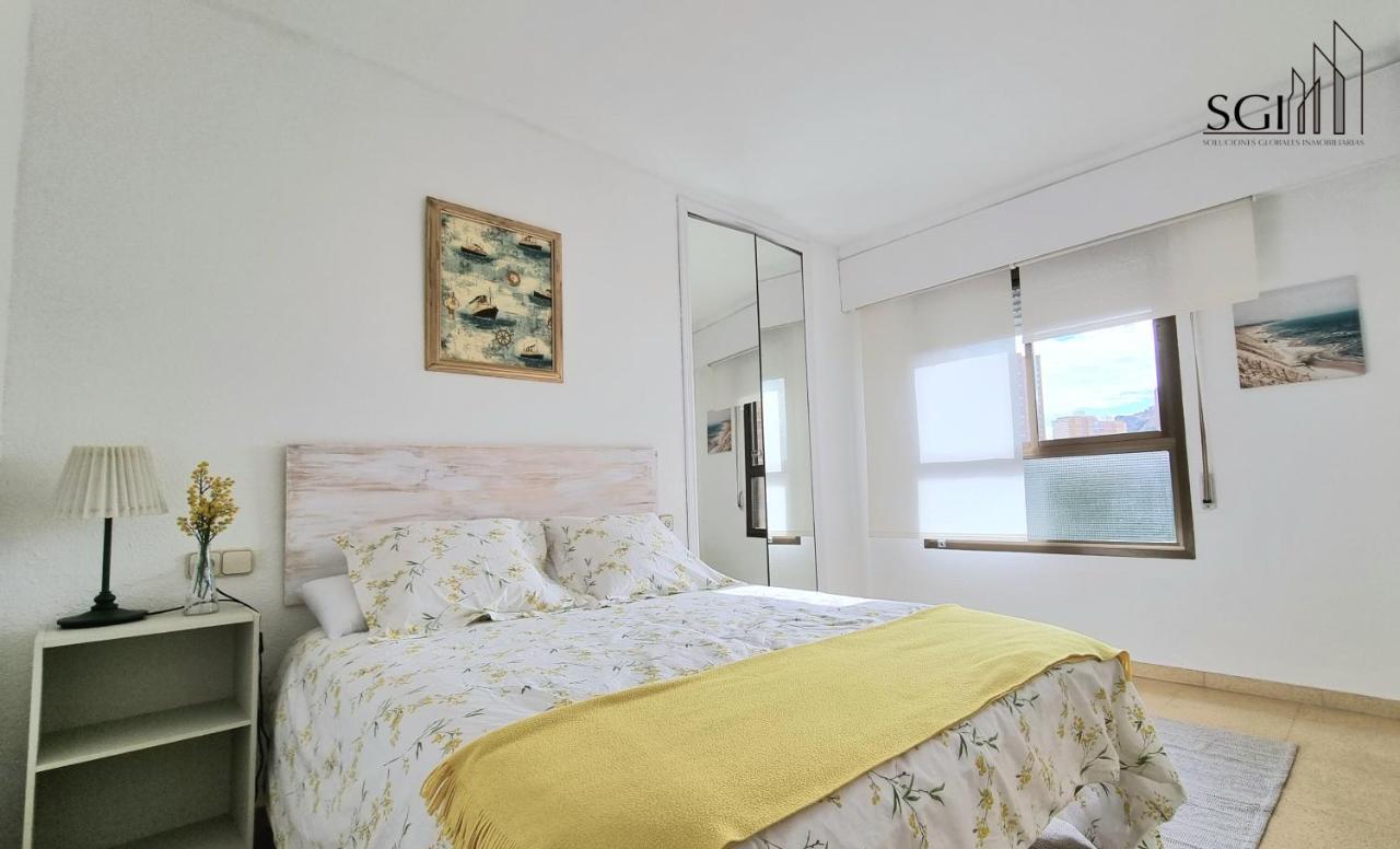 Magnifico Y Acogedor Apartamento- Wifi- A 5 Minutos De La Playa ฟีเนสตรัต ภายนอก รูปภาพ